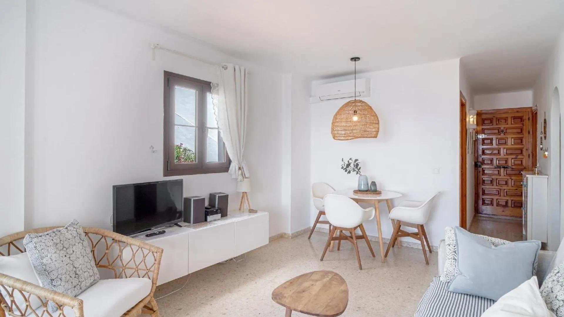 Apartment Ferienwohnung Fuer 2 Personen Ca 50 Qm In Nerja, Andalusien Costa Del Sol