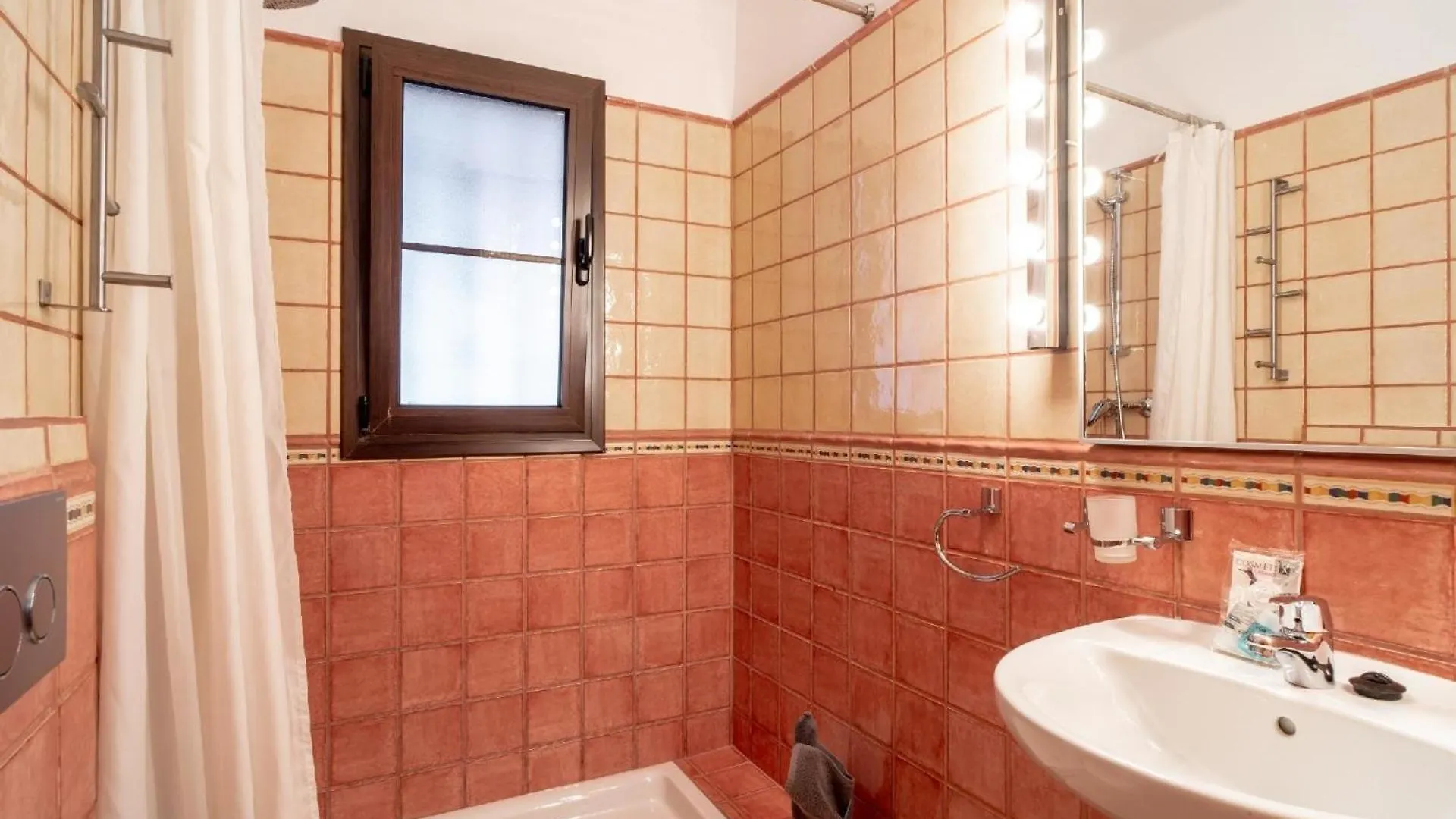 Apartment Ferienwohnung Fuer 2 Personen Ca 50 Qm In Nerja, Andalusien Costa Del Sol